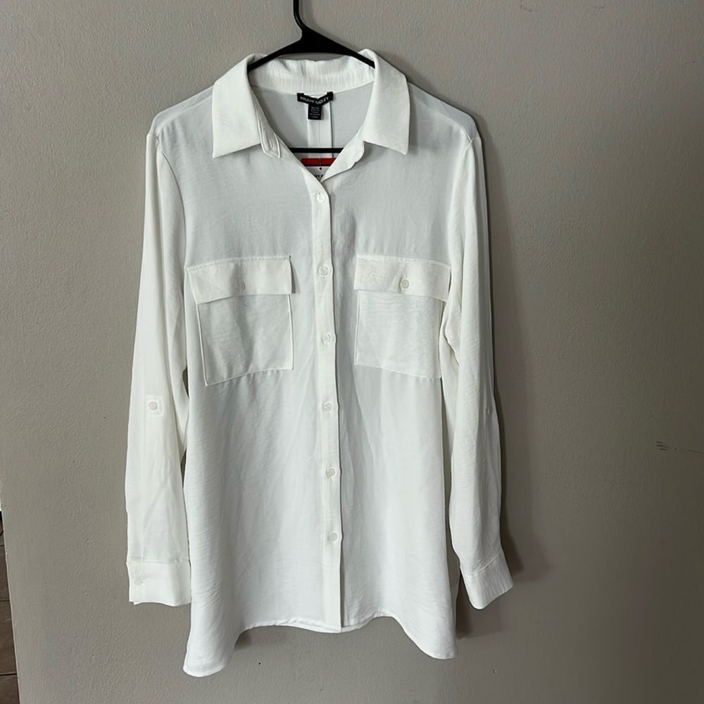 Hilary Radley Womans Button-up Long Sleeve Shirt Blouse